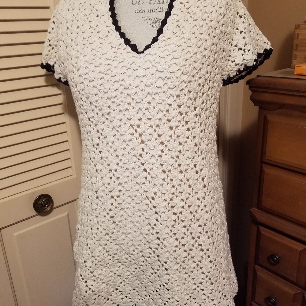 Short-Sleeved Top with Shell Underneath